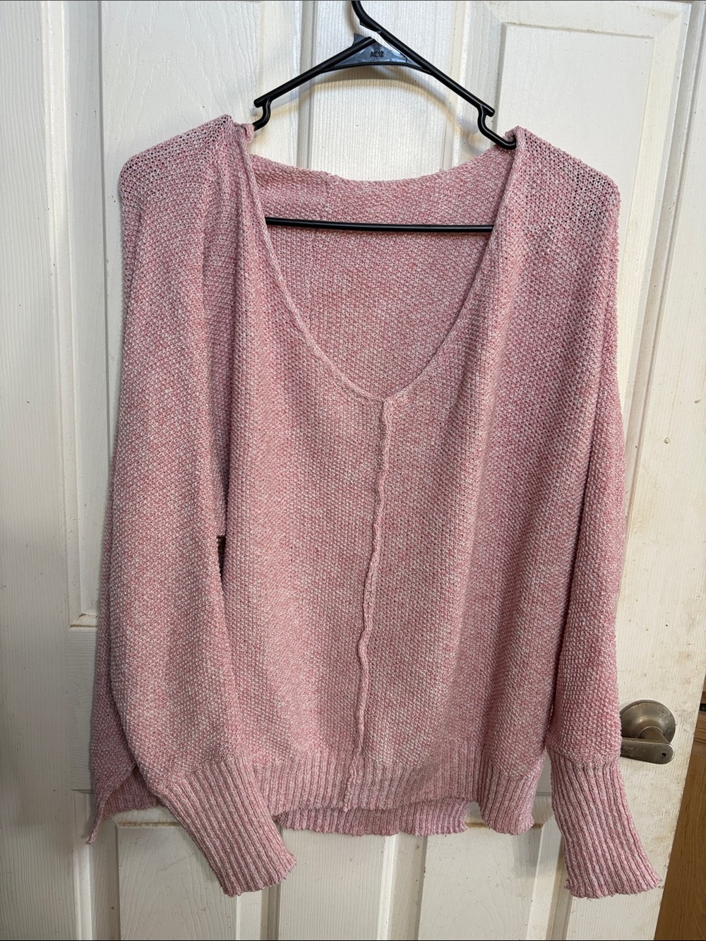Women's Blush Pink V-Neck Knit Sweater
